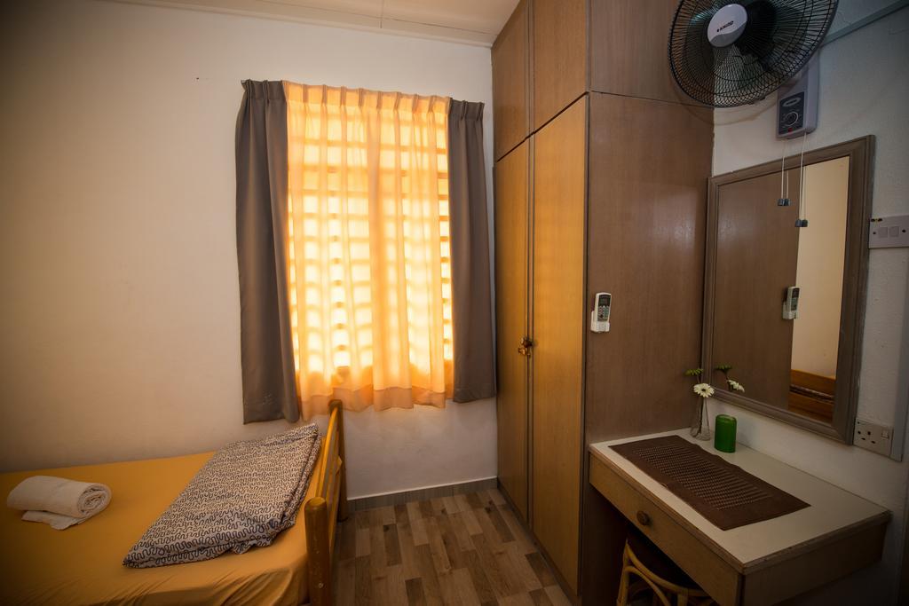 Jean Cleancomfy Apt Near Beach Batu Feringgi Exterior foto